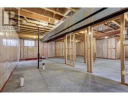 48 AMBLESIDE DRIVE - 26