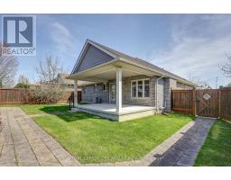 48 AMBLESIDE DRIVE - 28