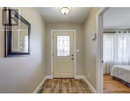 48 AMBLESIDE DRIVE - 3