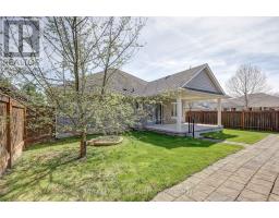 48 AMBLESIDE DRIVE - 32
