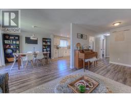 35 SYMPATICA CRESCENT - 11