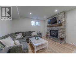 35 SYMPATICA CRESCENT - 22