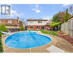 63 KNIGHTS BRIDGE ROAD - 40
