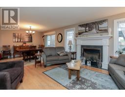 54 TREADWELL STREET - 16