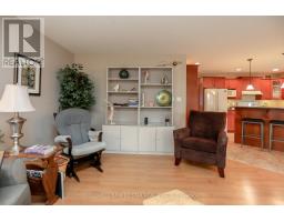 54 TREADWELL STREET - 17