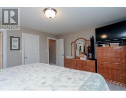 54 TREADWELL STREET - 23