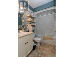 54 TREADWELL STREET - 24