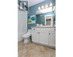 54 TREADWELL STREET - 29