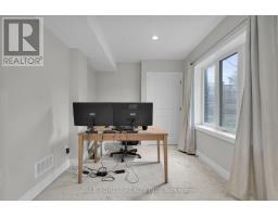 2 - 555 SUNNINGDALE ROAD E - 36