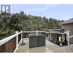 27 WILLIS AVENUE - 34
