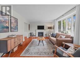 5 ABBEY RISE - 11
