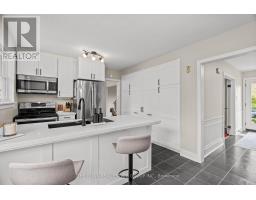 5 ABBEY RISE - 20