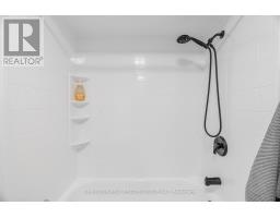 5 ABBEY RISE - 30