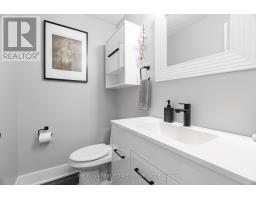 5 ABBEY RISE - 34