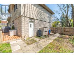 5 ABBEY RISE - 48