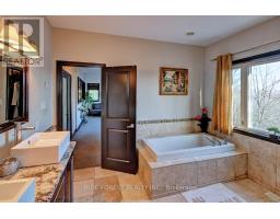 754 RIVERSIDE DRIVE - 23