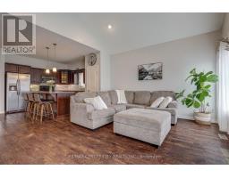 52 CIRCLEWOOD DRIVE - 10