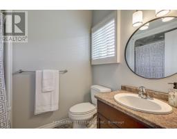 52 CIRCLEWOOD DRIVE - 20