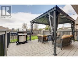 52 CIRCLEWOOD DRIVE - 33