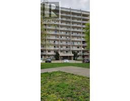 704 - 563 MORNINGTON AVENUE - 1