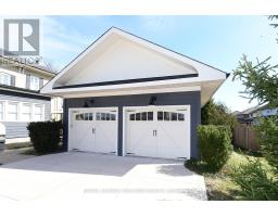 2770 SHEFFIELD PLACE - 3