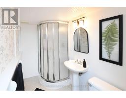 2770 SHEFFIELD PLACE - 32