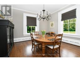 2770 SHEFFIELD PLACE - 9