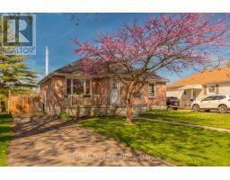227 VANCOUVER STREET - 1