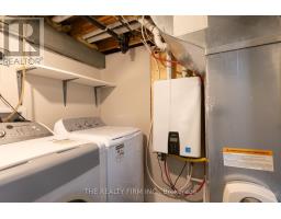 227 VANCOUVER STREET - 40