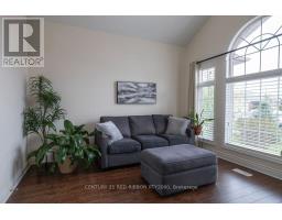 396 MACDONALD STREET - 23