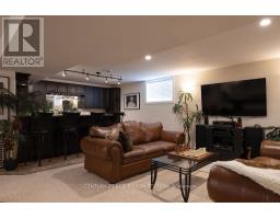 396 MACDONALD STREET - 27