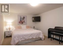 396 MACDONALD STREET - 34