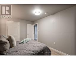 50 VEALE CRESCENT - 41