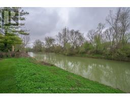 8444 LAZY LANE - 36