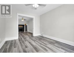 922 QUEENS AVENUE - 20