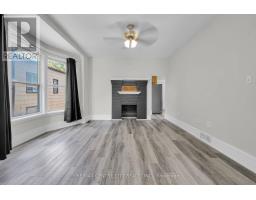922 QUEENS AVENUE - 22