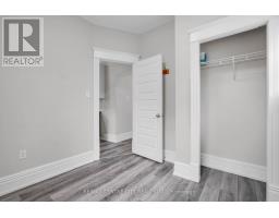 922 QUEENS AVENUE - 29