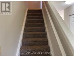 36 - 355 SANDRINGHAM CRESCENT - 13