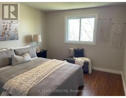 36 - 355 SANDRINGHAM CRESCENT - 20