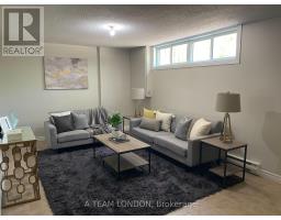 36 - 355 SANDRINGHAM CRESCENT - 22