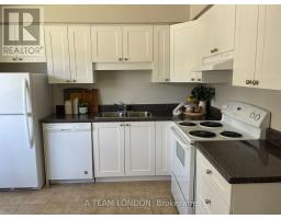 36 - 355 SANDRINGHAM CRESCENT - 6