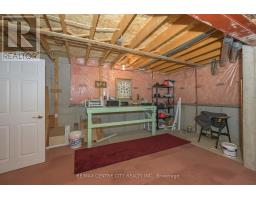 267 - 2025 MEADOWGATE BOULEVARD - 24