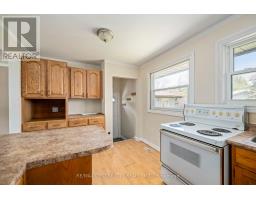 178 CLARKE ROAD - 8