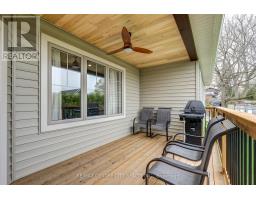 8 OAK STREET - 26
