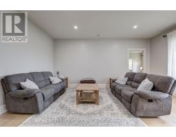8 OAK STREET - 7