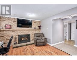 55 APONI CRESCENT - 21