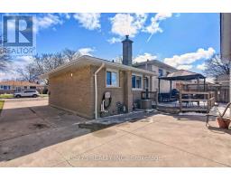 55 APONI CRESCENT - 29