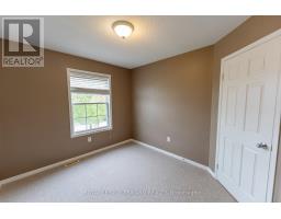 1824 BLOOM CRESCENT - 22