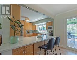 673 ALGOMA AVENUE - 9