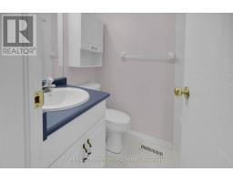 33 - 861 SHELBORNE STREET - 19